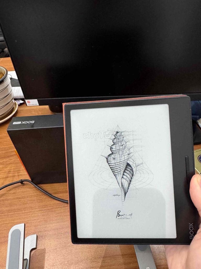 Máy đọc sách Onyx Boox Page Đen Fullbox kèm bao da. Mua bán Máy tính bảng tại Quận Đống Đa Hà Nội được đăng bởi Phong Nguyen hình 1