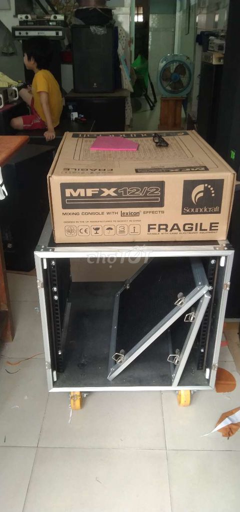 mixer mfx 12/12 mới