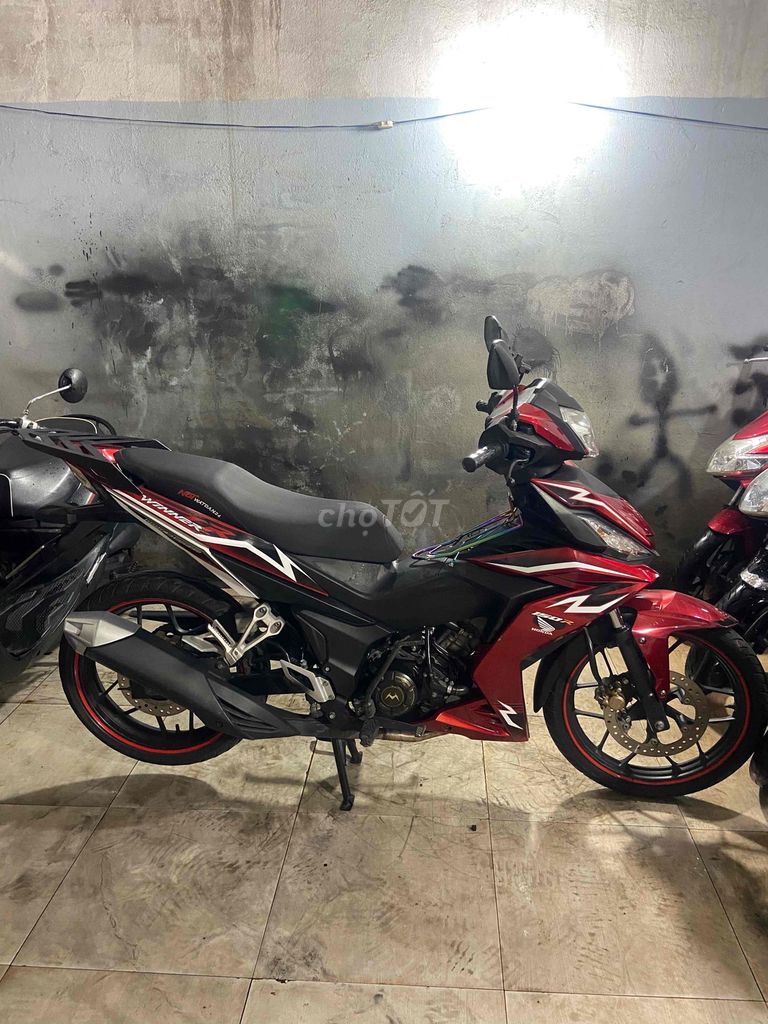 winner V1 xe đẹp máy zin êm chất. Mua bán Xe máy tại Thành phố Dĩ An Bình Dương được đăng bởi Cửa Hàng Xe Máy Huy Khoa  hình 4