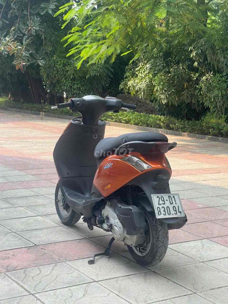 Piaggio Zip Cam