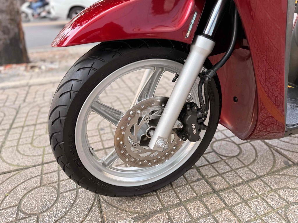 Honda SH150 2011 Đỏ 51000 km. Mua bán Xe máy tại Quận 10 Tp Hồ Chí Minh được đăng bởi Giang Lê hình 4