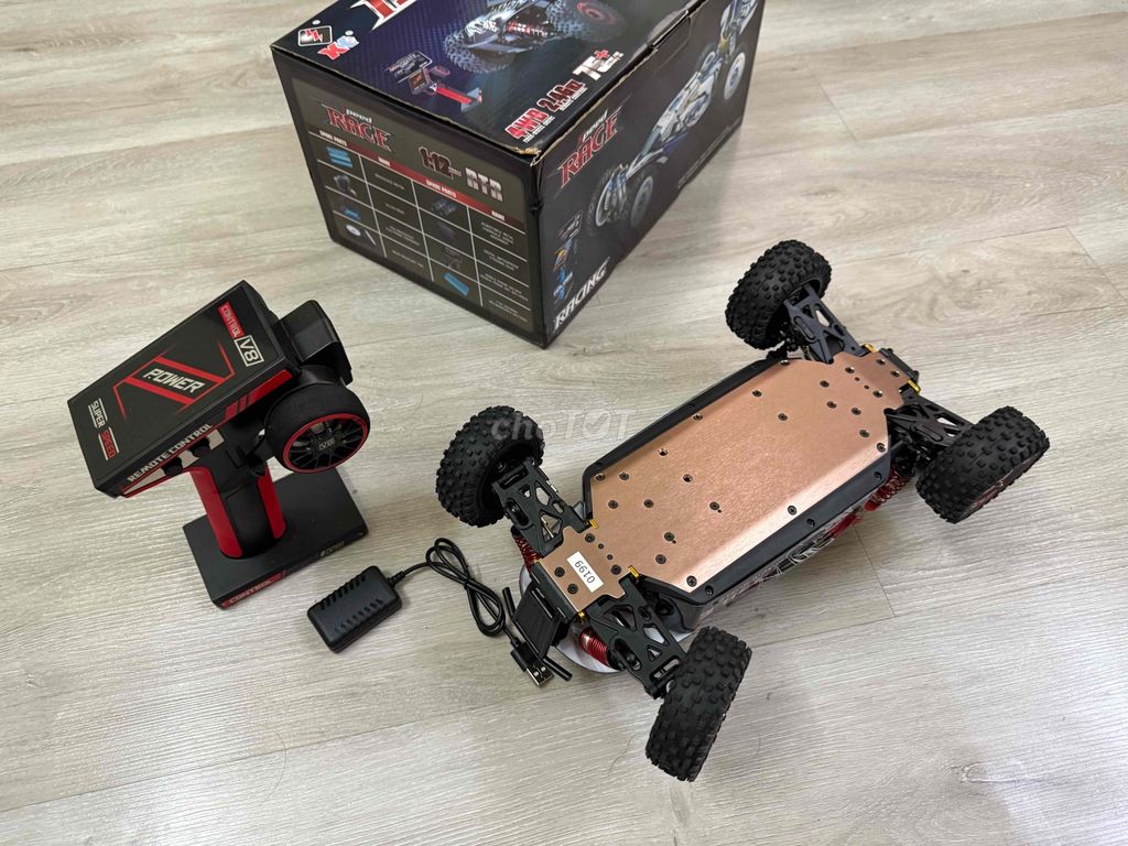 xe điều khiển tốc độ cao