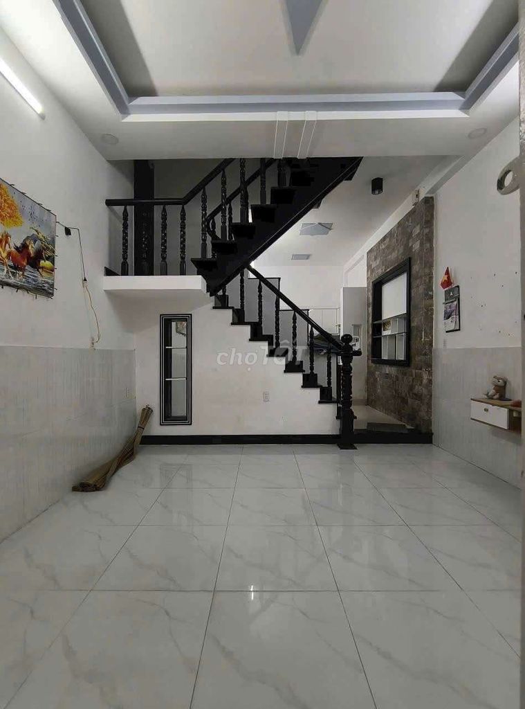 Bán nhà hẻm VIP Gần Tân Sơn Nhì, phường TSN 4x13 2 tầng 4.75 tỷ TL