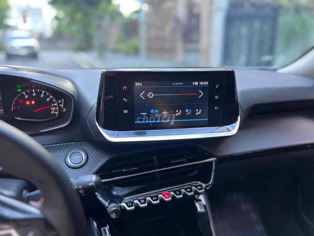 Peugeot 2008 2025 Active 1.2 AT - 5000 km. Mua bán Ô tô tại Quận Long Biên Hà Nội được đăng bởi Lâm quốc bảo hình 9