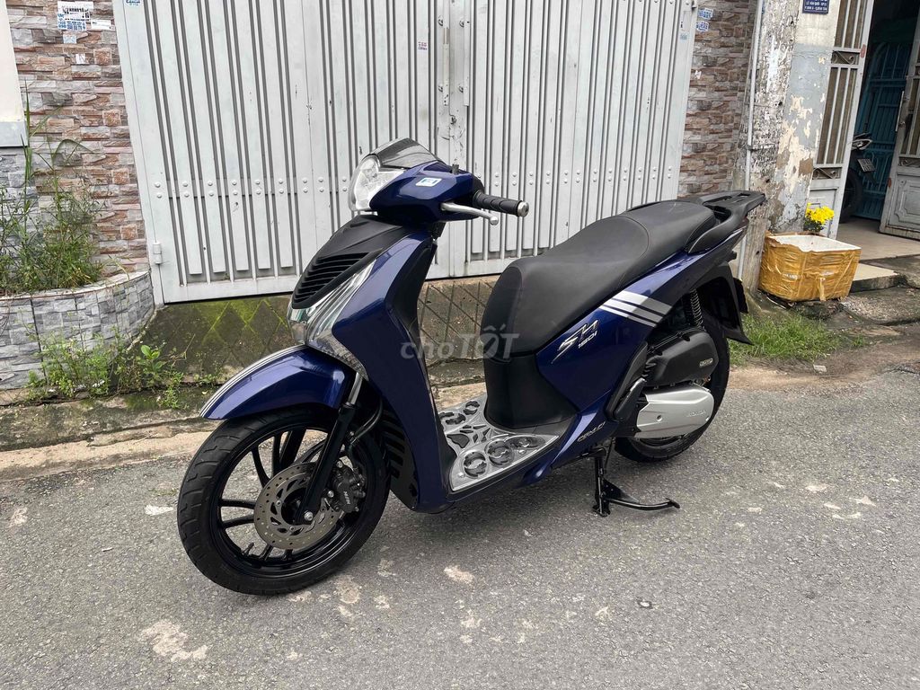 SH 150 2015 9chủ máy bao zin ngon xe bao đẹp. Mua bán Xe máy tại Quận Bình Tân Tp Hồ Chí Minh được đăng bởi HUY hình 2