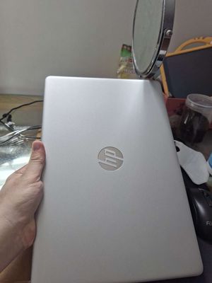 HP 15-EF1300WM AMD Ryzen 3 15.6 inch 8GB/128GB