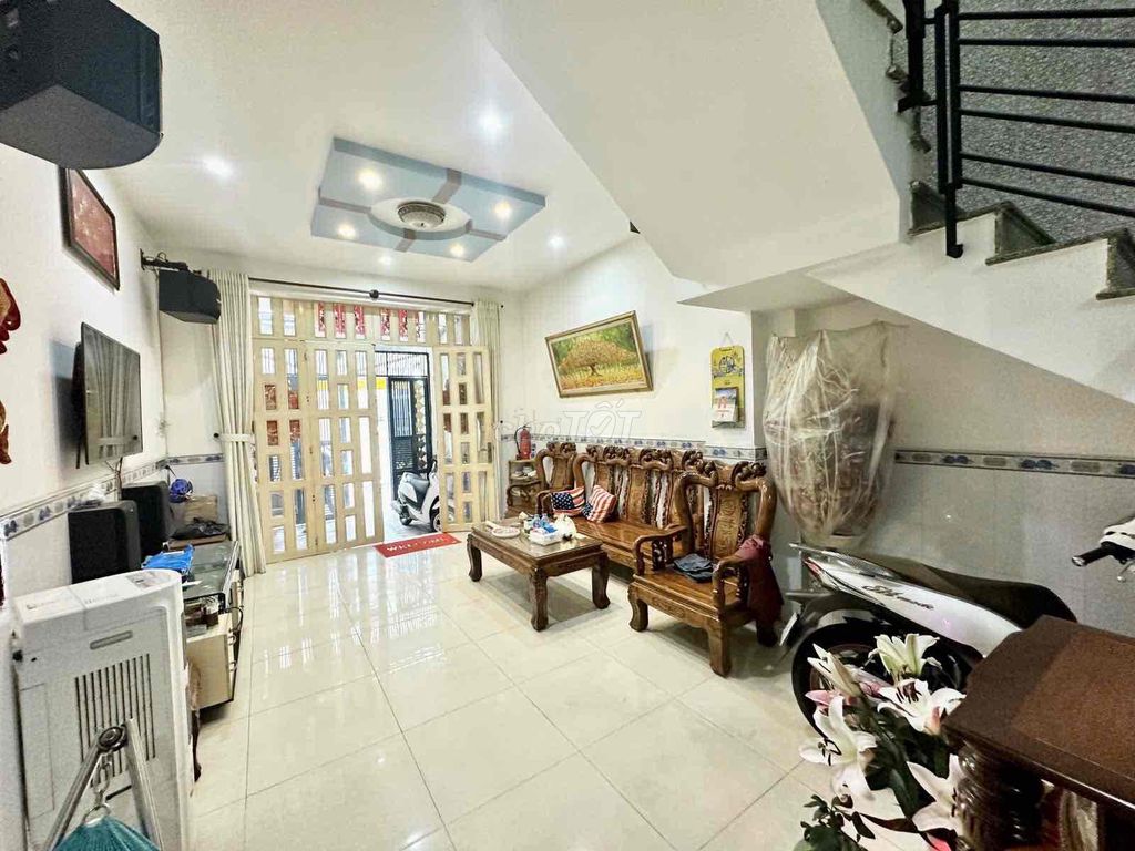 Hẻm xe tải 8m Tô Hiệu, DT 68m2 (4x17) 4 tầng, 4PN. Nhỉnh 8 tỷ còn TL Đường Tô Hiệu, Phường Tân Thới Hòa, Quận Tân Phú, Tp Hồ Chí Minh Quận Tân Phú Tp Hồ Chí Minh