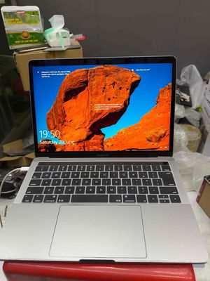 Macbook Pro 2019 i5 16GB/256GB Bạc