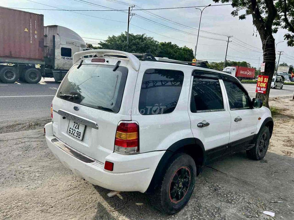 Ford Escape Trắng 5 chỗ Số sàn. Mua bán Ô tô tại Huyện Cẩm Mỹ Đồng Nai được đăng bởi Nguyễn Thanh Quốc Bảo hình 6
