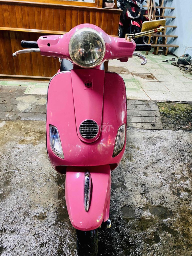 Piaggio Vespa 2010 Hồng. Mua bán Xe máy tại Quận Bình Tân Tp Hồ Chí Minh được đăng bởi DV THÁI BÌNH hình 3