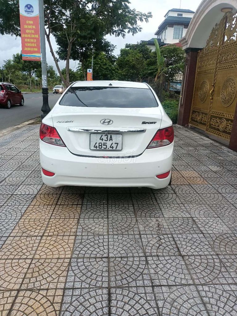Hyundai Accent Blue 2013 Số sàn Trắng
