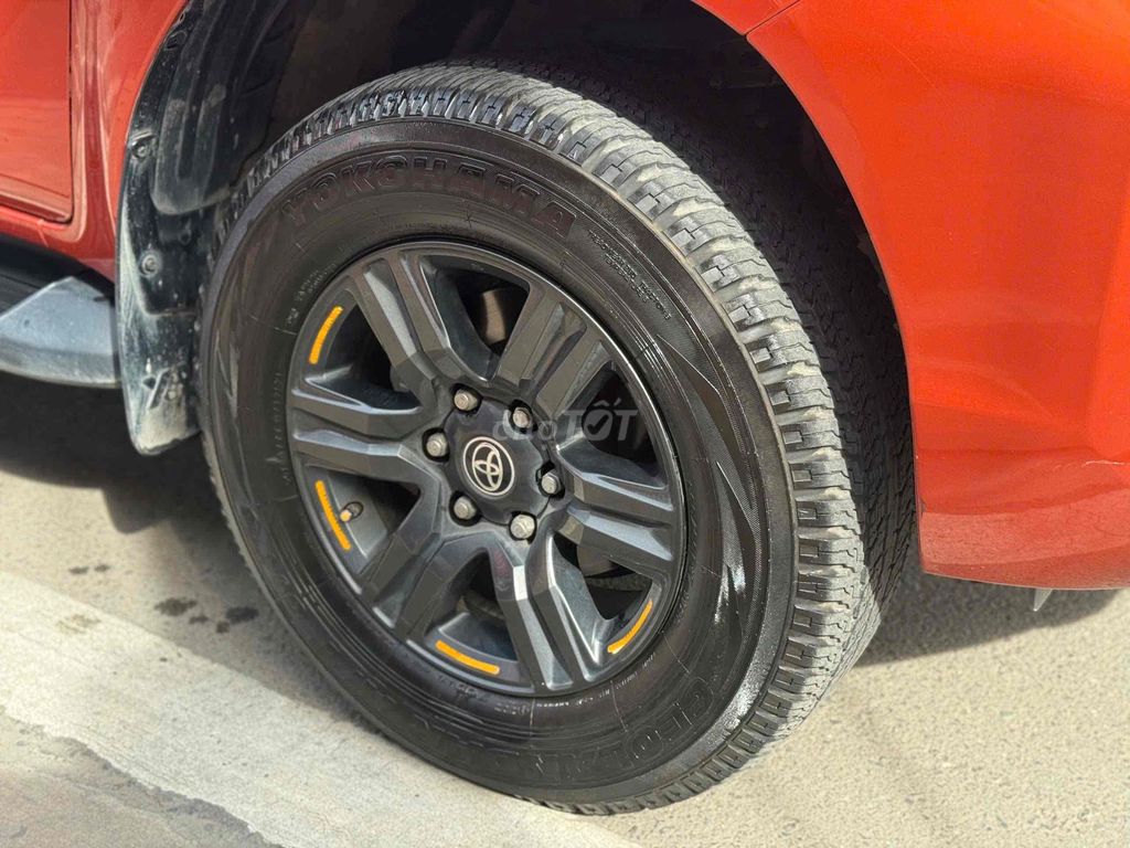 Bán tải - Hilux 2.4AT 2021, Số tự động - 35.890 km. Mua bán Ô tô tại Quận Gò Vấp Tp Hồ Chí Minh được đăng bởi Thanh Trang Toyota Sure hình 8
