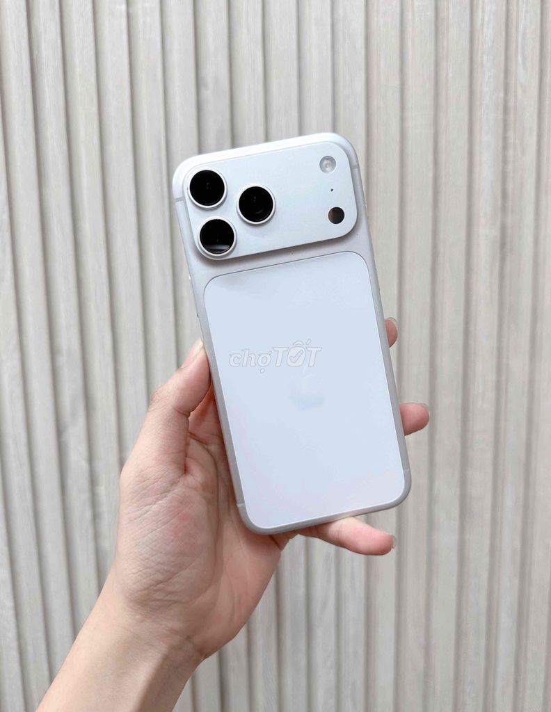17 Pro Max 256GB Silver P93% Bh 10/2026. Mua bán Điện thoại tại Quận Thanh Khê Đà Nẵng được đăng bởi Minh Đại hình 1