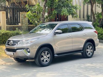 Bán xe Toyota Fortuner 2.7AT 2020 Nhập Indo