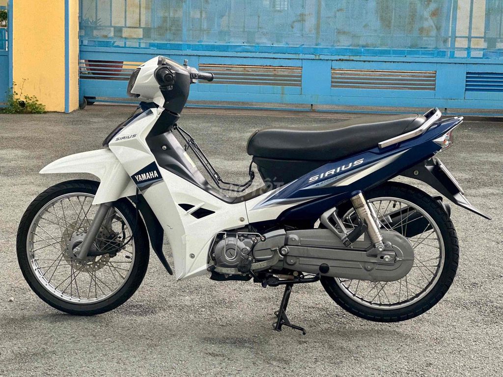 Ямаха Сириус 110cc 2024 белый, синий
