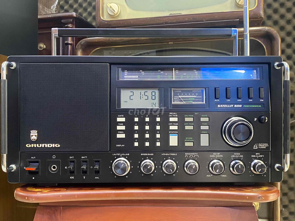 RADIO QUÂN ĐỘI GRUNDING SATELLIT 600. Mua bán Tivi, Âm thanh tại Quận 11 Tp Hồ Chí Minh được đăng bởi HT Vintage  hình 1
