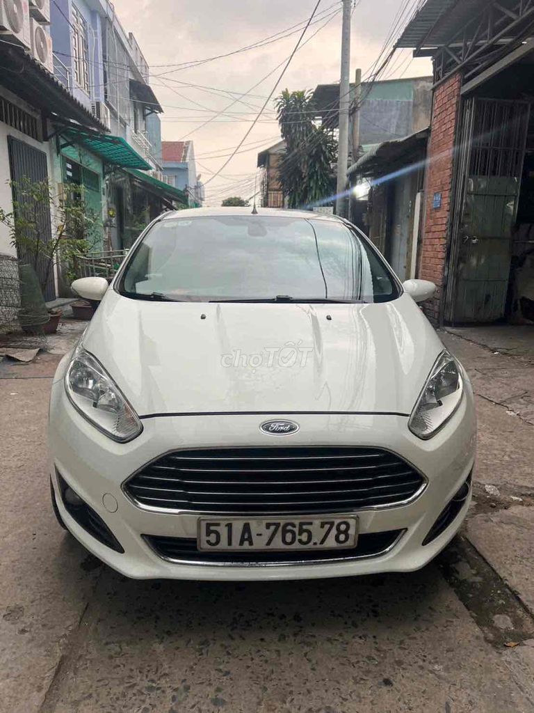 Ford Fiesta 2014 1.5 AT Titanium - 100000 km. Mua bán Ô tô tại Quận 8 Tp Hồ Chí Minh được đăng bởi Sang giau hình 1