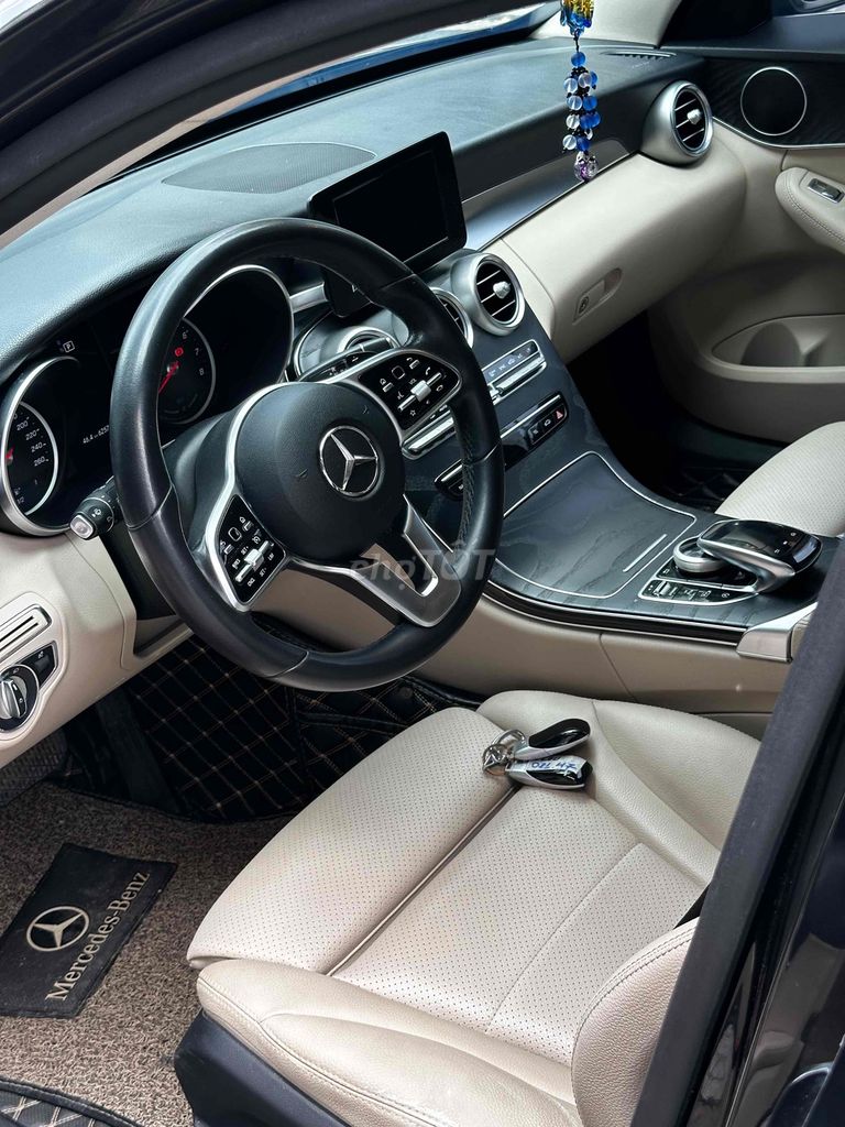Mercedes Benz C200 - 56000 km model 2020. Mua bán Ô tô tại Quận 7 Tp Hồ Chí Minh được đăng bởi Thông Sport  hình 10