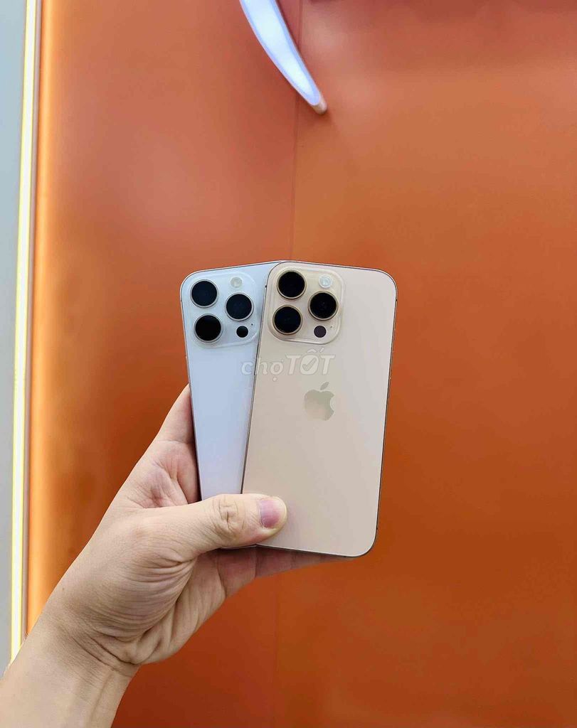 📱𝐢𝐩𝐡𝐨𝐧𝐞 16 𝐏𝐫𝐨 128/256 𝐐𝐮𝐨̂́𝐜 𝐓𝐞̂́ 𝐜𝐨́ 𝐊𝐡𝐚𝐲 𝐒𝐢𝐦. Mua bán Điện thoại tại Quận Cầu Giấy Hà Nội được đăng bởi Trọng Hoàng hình 1