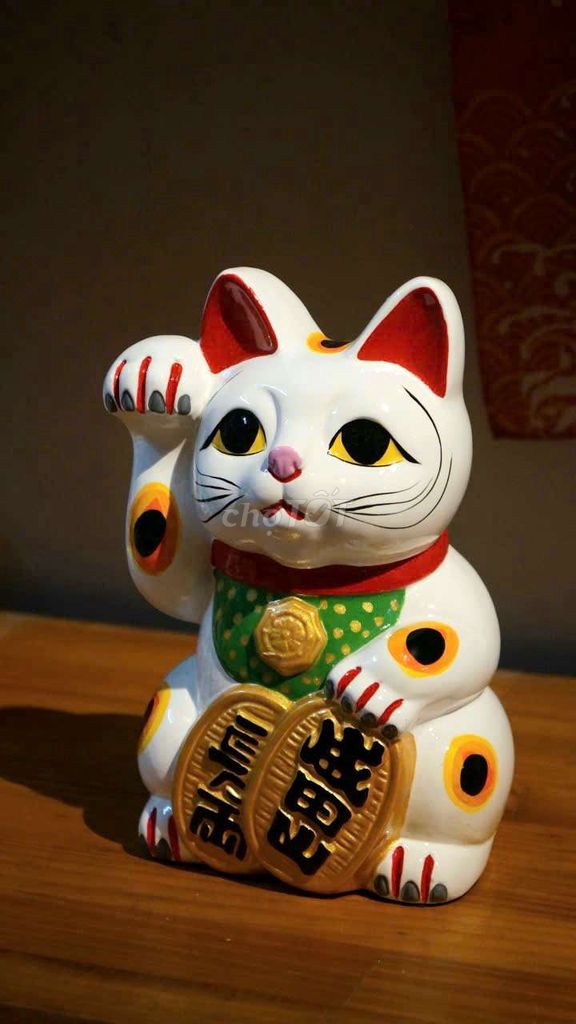 Tượng mèo thần tài Nhật Bản Maneki Neko