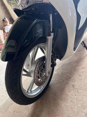 sh125i cbs. chính chủ. Mua bán Xe máy tại Huyện Xuân Lộc Đồng Nai được đăng bởi Dương bá sang