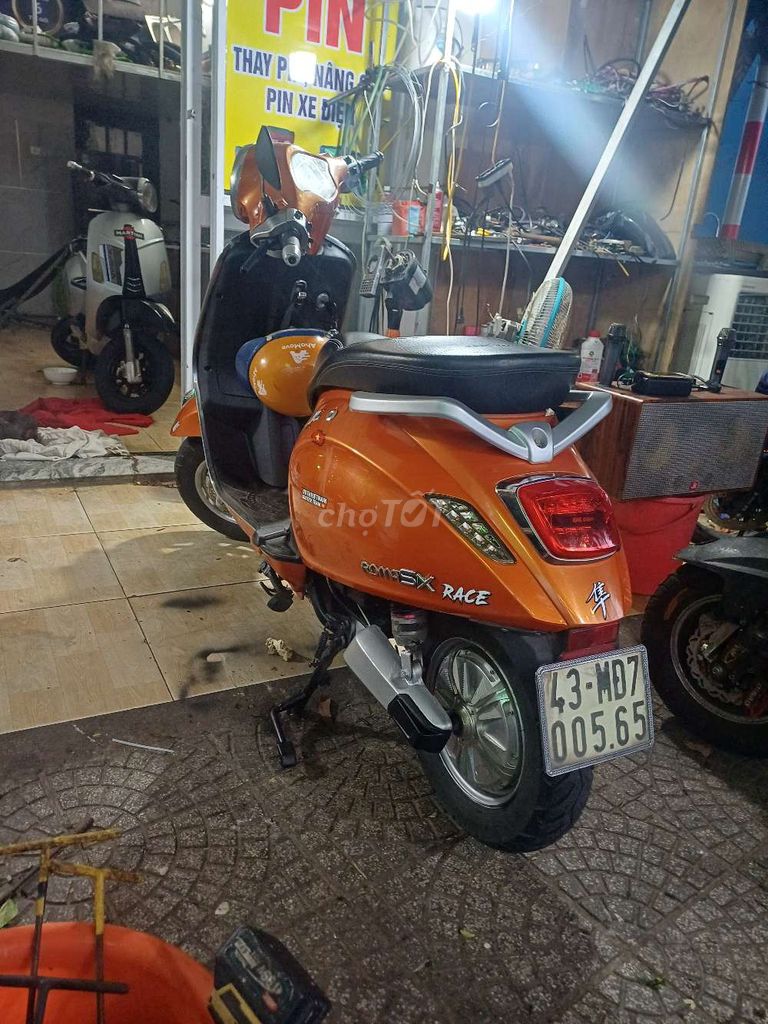 Xe điện verpa  lướt xe mới đi đầy đủ phụ kiện. Mua bán Xe điện tại Quận Sơn Trà Đà Nẵng được đăng bởi Kệ Đi hình 3