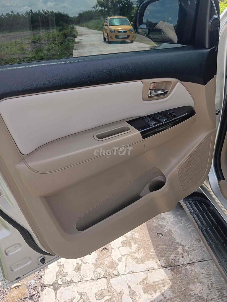 Toyota Fortuner 2015 2.5G - 90000 km. Mua bán Ô tô tại Huyện Bàu Bàng Bình Dương được đăng bởi yến hình 10
