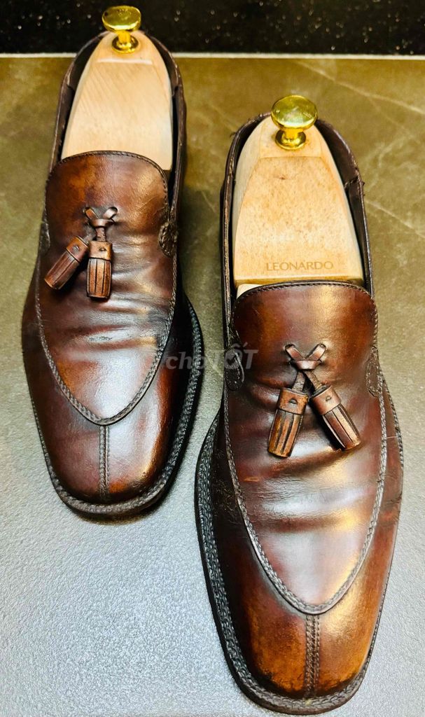Salvatore Ferragamo Loafers Chuông Nâu đậm 41-42. Mua bán Giày dép tại Quận Hai Bà Trưng Hà Nội được đăng bởi Nguyen Thanh Vinh hình 1