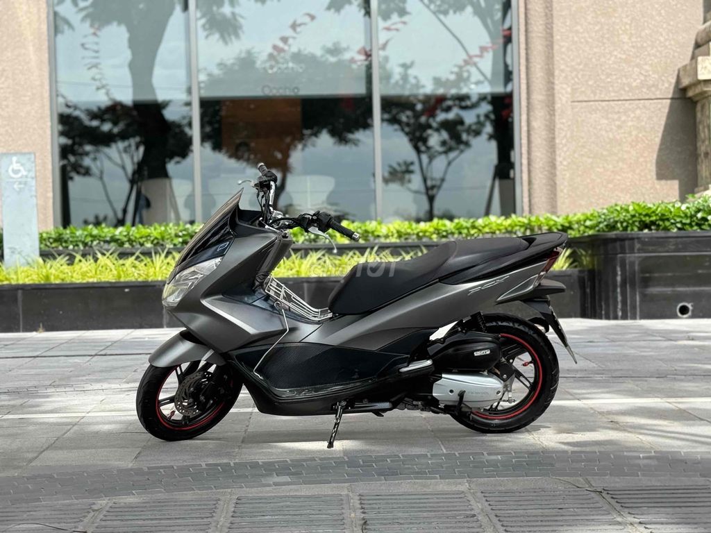 Pcx smartkey Nguyên bản máy chắc nịch 29D2. Mua bán Xe máy tại Quận Ba Đình Hà Nội được đăng bởi Xe Máy Nam Thi hình 3