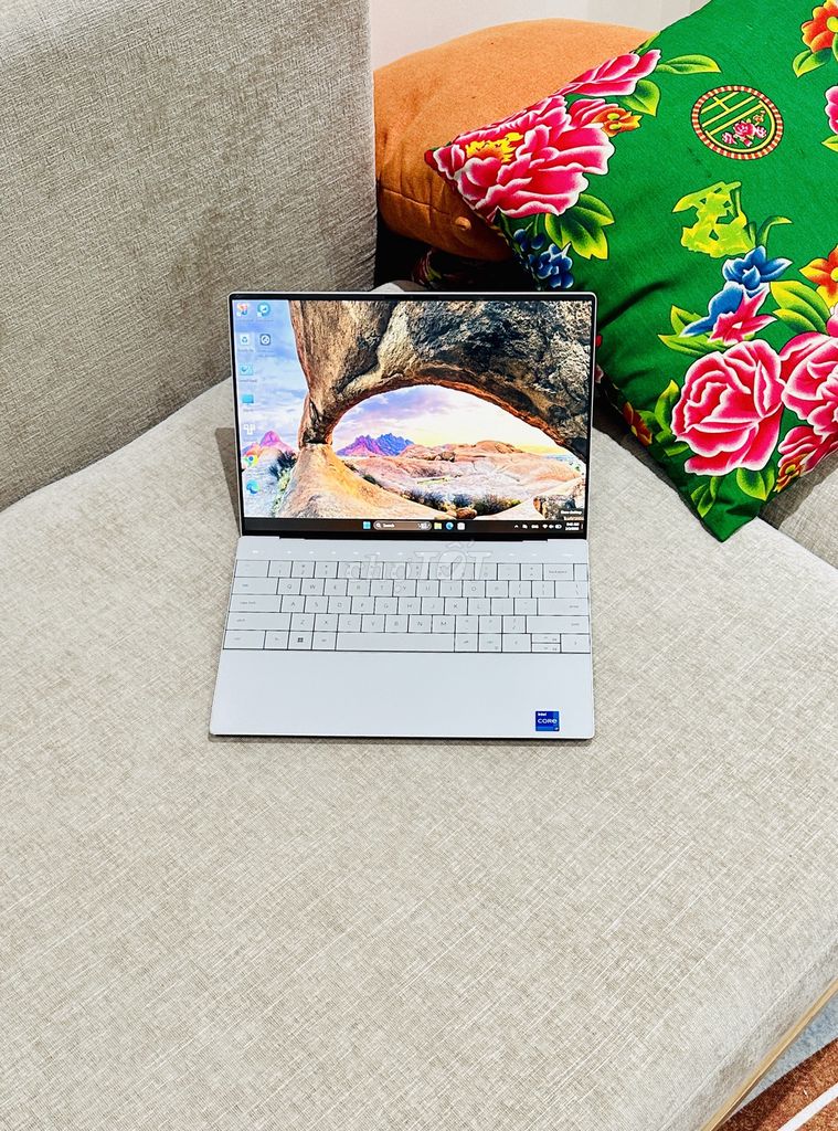 Dell XPS 9320 i7-1260P/16GB/512GB like new. Mua bán Laptop tại Quận Hồng Bàng Hải Phòng được đăng bởi Trần Mạnh Cường hình 1