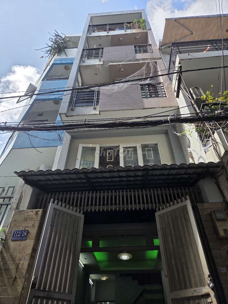 Nhà chợ Nguyễn Tri Phương - P.6 - Q.10 giá tốt