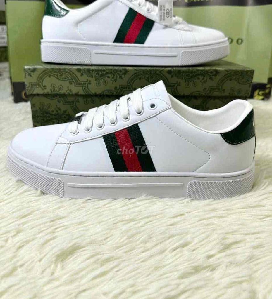 thanh lý  Gucci Ace Embroidered ( 40-41-42). Mua bán Giày dép tại Quận Cẩm Lệ Đà Nẵng được đăng bởi Thai van thuong hình 1