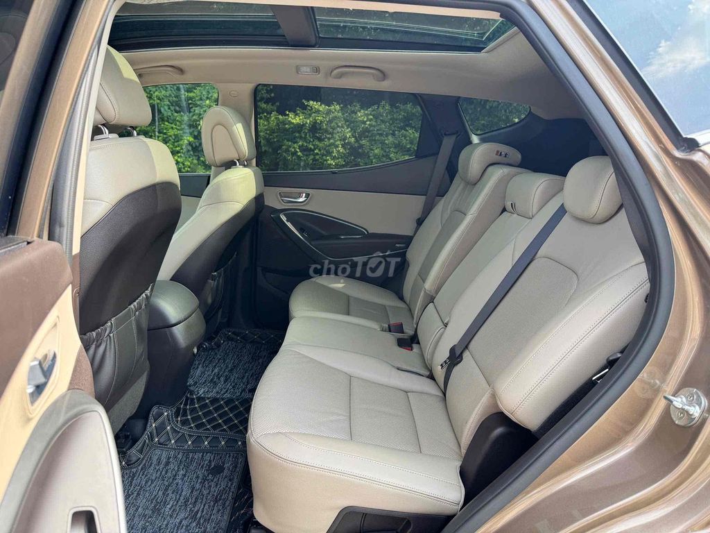 Hyundai Santa Fe 2018 Full Dầu - 90000 k. Mua bán Ô tô tại Quận Long Biên Hà Nội được đăng bởi Bùi Đình Thông hình 16