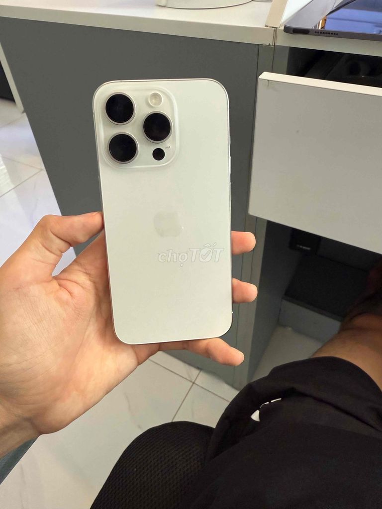Apple iPhone 15 Pro 128GB Trắng. Mua bán Điện thoại tại Quận Lê Chân Hải Phòng được đăng bởi Nghiêm Thượng Mobile hình 1