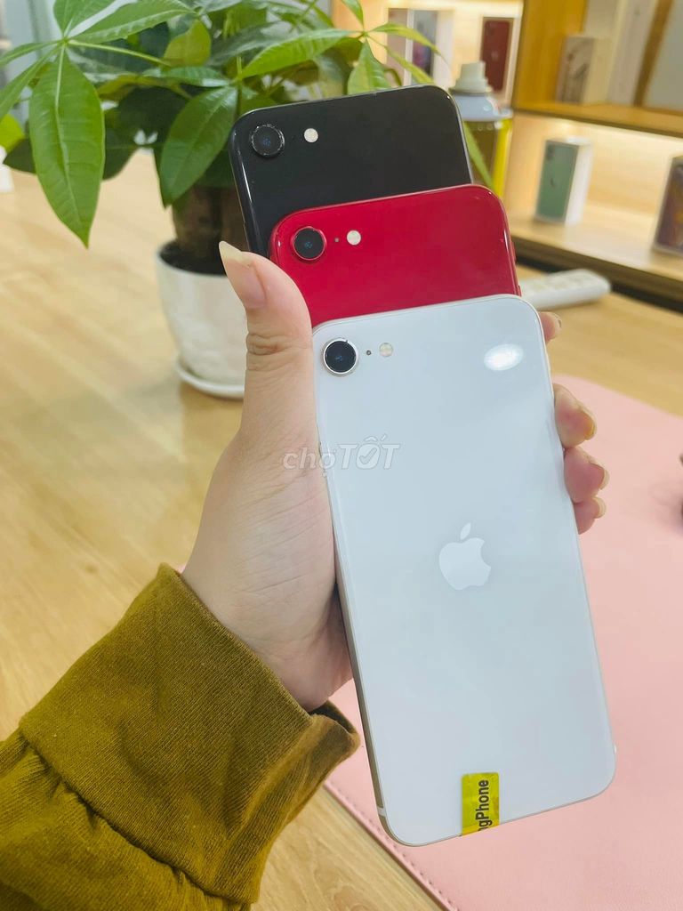iphone SE 2 & SE 3 Quốc Tế 128GB/64/256GB có ship. Mua bán Điện thoại tại Quận Tân Phú Tp Hồ Chí Minh được đăng bởi MÁY ZIN CHUẨN GIAO TẬN NHÀ hình 1