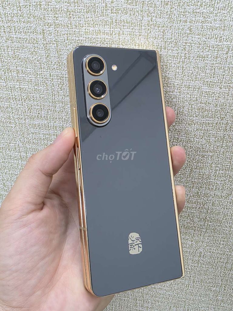 Samsung W24 bản cao cấp Z Fold 5. Mua bán Điện thoại tại Quận 6 Tp Hồ Chí Minh được đăng bởi Nguyễn Quân hình 1