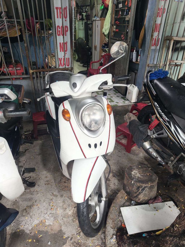 Yamaha Mio Classico Trắng biển 43