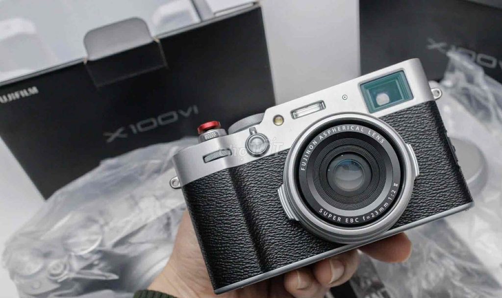 Máy ảnh Fujifilm X100VI Bạc. Mua bán Máy ảnh, Máy quay tại Quận Cầu Giấy Hà Nội được đăng bởi Tạ Văn Duy hình 1