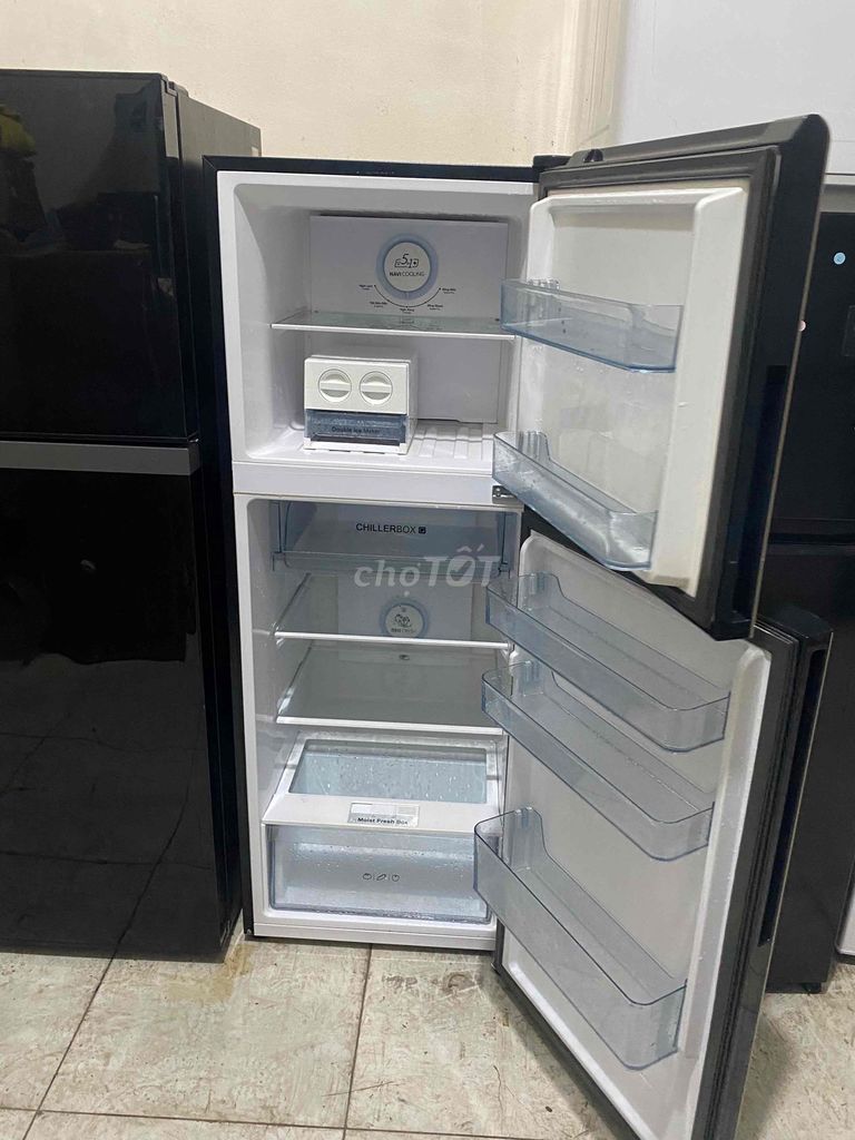 Tủ lạnh Aqua 235l inverter
