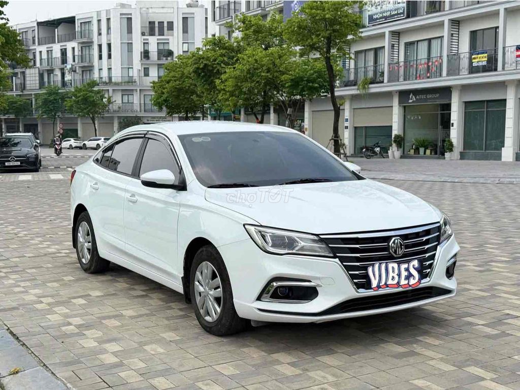 MG MG5 MT Белый Спорт - 2025 Механика как новая 95%