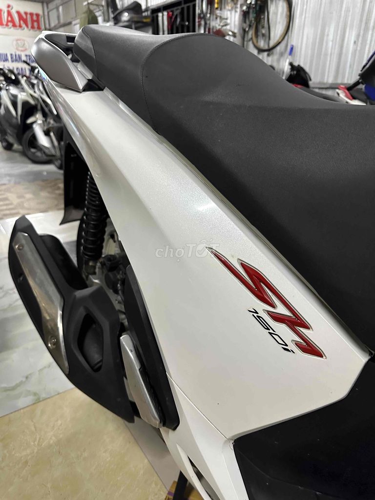 📌📣 Sh150i khoá SMK rất đẹp,. Mua bán Xe máy tại Thành phố Huế Thừa Thiên Huế được đăng bởi Xe Máy Nhật Vy hình 6