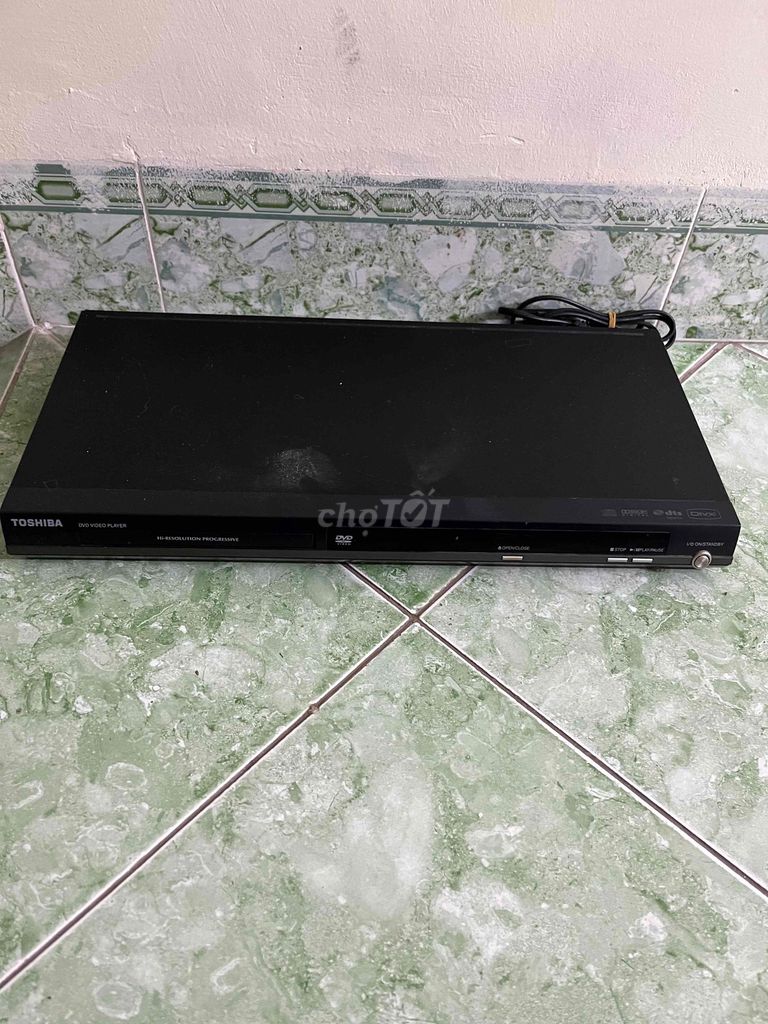 Đầu đĩa DVD Toshiba Đen Đã sử dụng. Mua bán Tivi, Âm thanh tại Quận Cầu Giấy Hà Nội được đăng bởi Giang hình 1