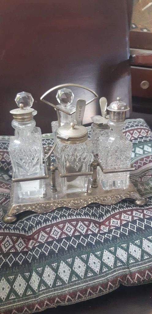 Bộ đựng gia vị Pha lê Châu Âu. Mua bán Dụng cụ nhà bếp tại Quận Bình Thuỷ Cần Thơ được đăng bởi Ngọc Tiến  hình 1