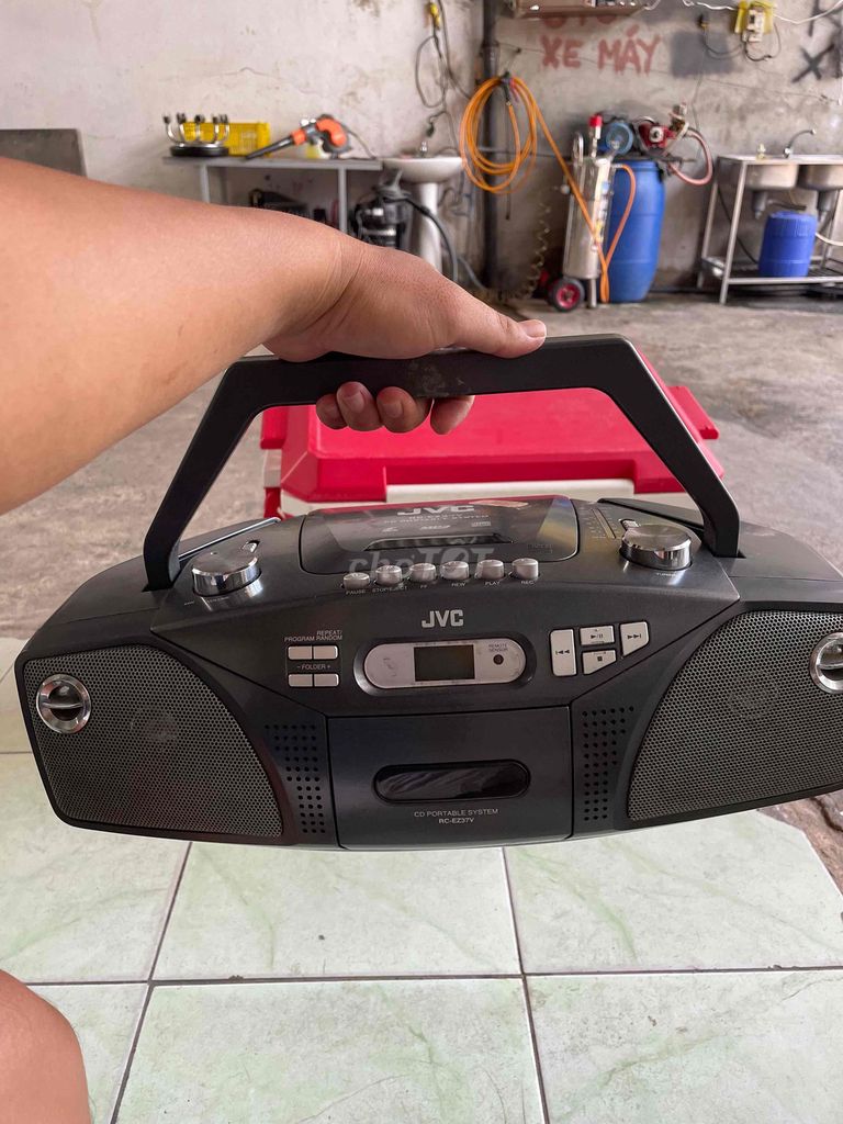 Đầu đĩa CD JVC RC-EZ37V Xám. Mua bán Tivi, Âm thanh tại Quận 7 Tp Hồ Chí Minh được đăng bởi Nguyễn Kim hình 1
