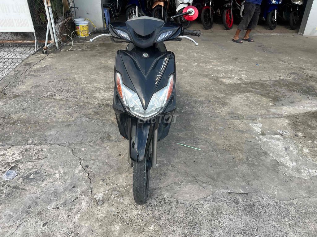 Yamaha Luvias màu Đen. Mua bán Xe máy tại Quận Ninh Kiều Cần Thơ được đăng bởi đầy cửa hàng cầu hưng lợi nk cần thơ hình 4