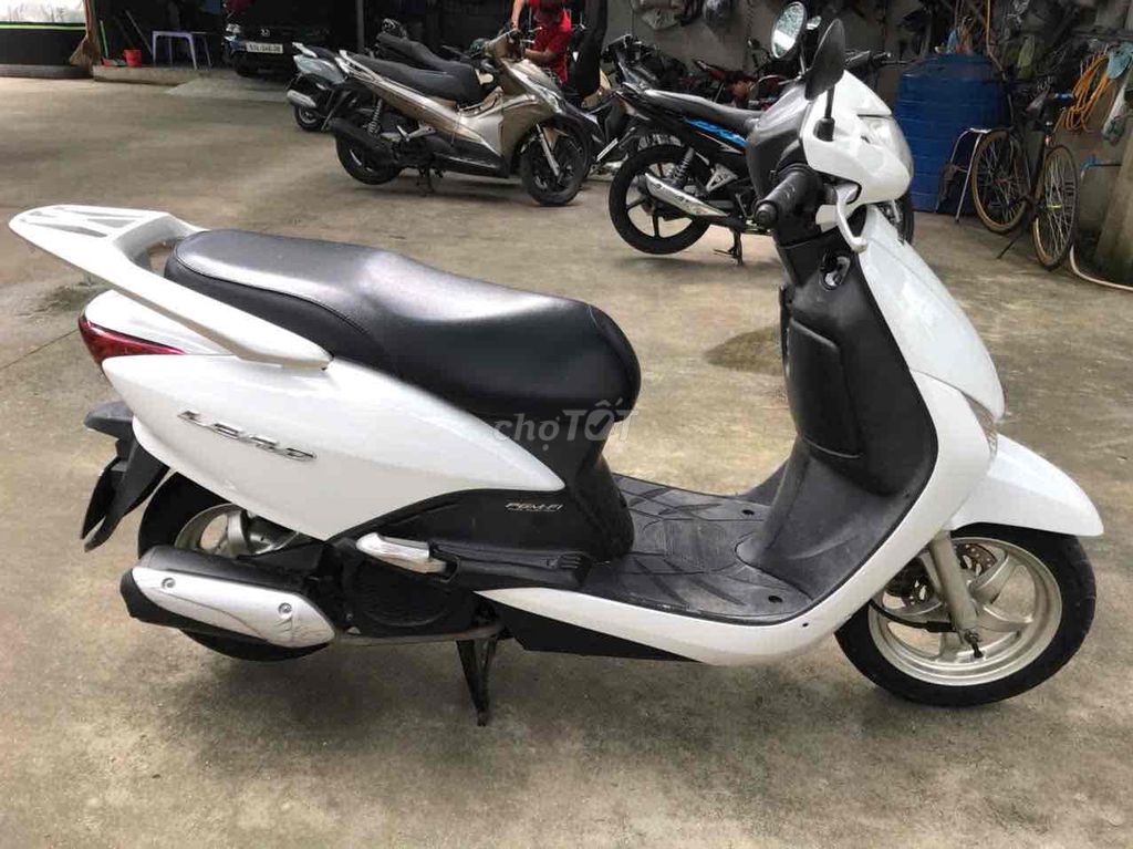 bán Honda Lead 110 Fi màu trắng đời 2012 bstp