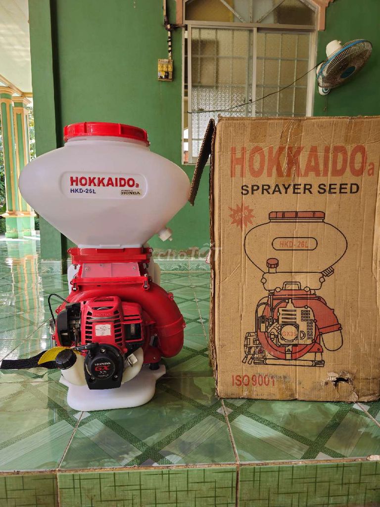 Máy phun phân sạ lúa Hokkaido Honda gx35. Mua bán Đồ chuyên dụng, Giống nuôi trồng tại Huyện Tiểu Cần Trà Vinh được đăng bởi Máy Nhật giá siêu rẻ máy nguyên zin hình 1