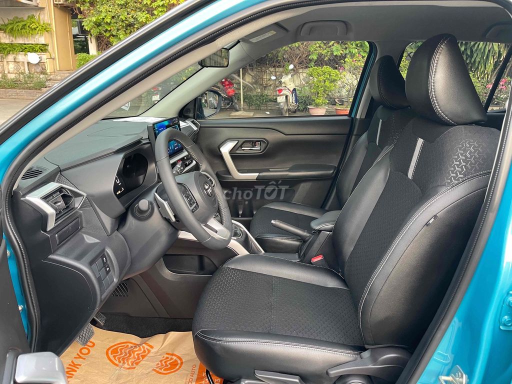 Toyota Raize 2024 1.0Turbo 17000 km. Mua bán Ô tô tại Quận Tân Phú Tp Hồ Chí Minh được đăng bởi Lê Tấn Dũ hình 5