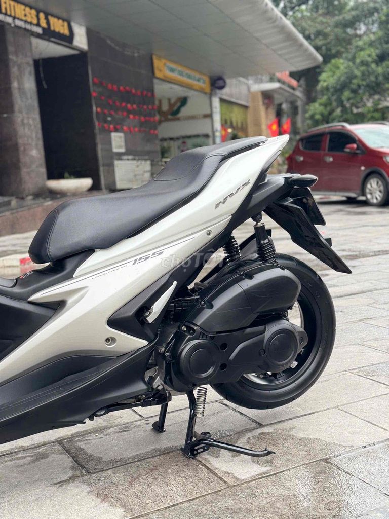 NVX 155 sơn máy zin 100% trắng 1 chủ 2018 chất. Mua bán Xe máy tại Quận Cầu Giấy Hà Nội được đăng bởi nguyễn bích thuỷ hình 5