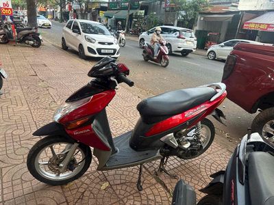 honda click màu đỏ. Mua bán Xe máy tại Thành phố Buôn Ma Thuột Đắk Lắk được đăng bởi cầm đồ nguyễn phương